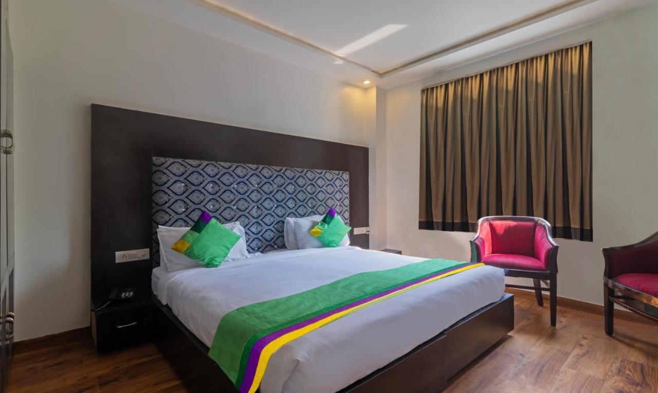Treebo The Royal Taj, Near Taj Mahal Hotel Agra  Exterior foto